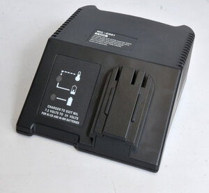 Acculader 7,2 - 24 voor Milwaukee & AEG