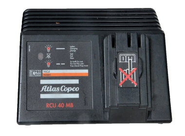 AEG Atlas PBS 3000 lader