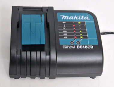Makita DC18 SD snellader